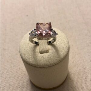 Radiant Pink and Silver Women's Ring New without tags 🏷️